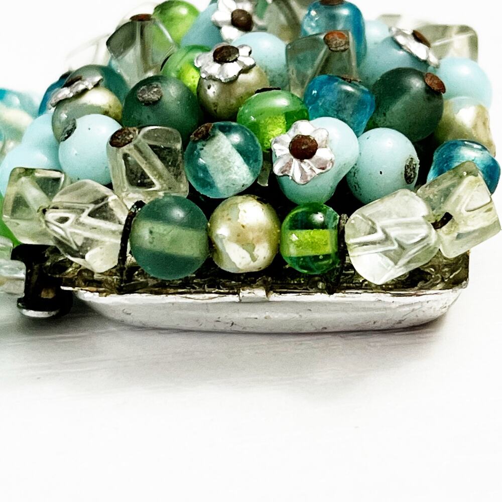 Mid-Century Vintage Blue & Green Beaded Bracelet - Picture 5 of 9